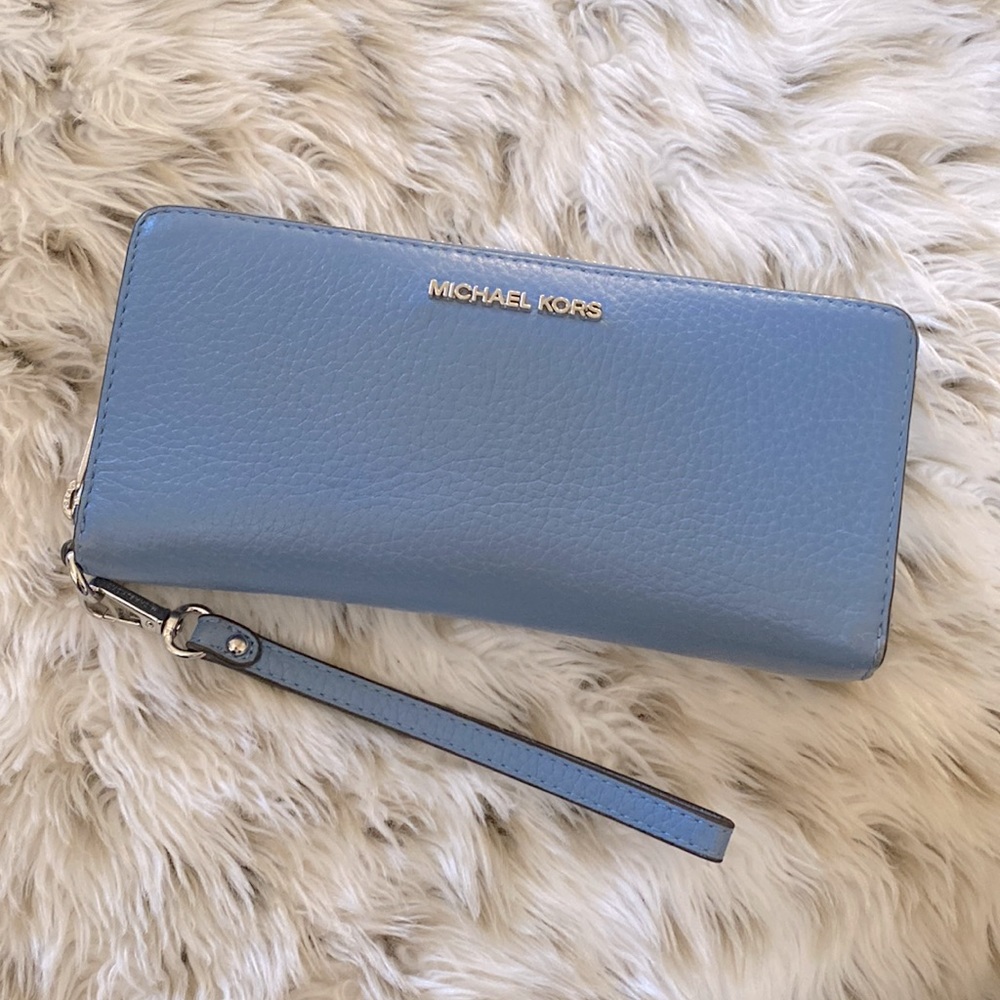 Michael Kors large continental wallet